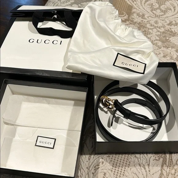 Authentic Gucci Black Leather Slim
GG Marmont Belt 409417 115/46 with Gift Box - Picture 1 of 11